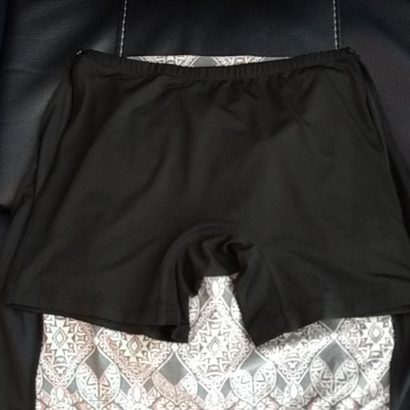 Golf dress - Picture 3 of 4